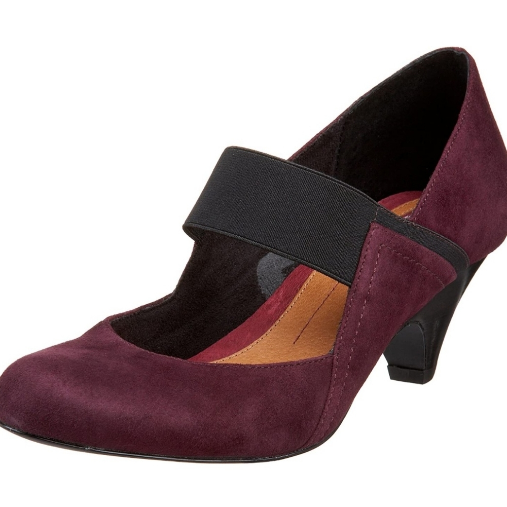 Clarks Artisan Shire Town Mary Jane Suede Comfort Pump Heels Burgundy Women’s 10